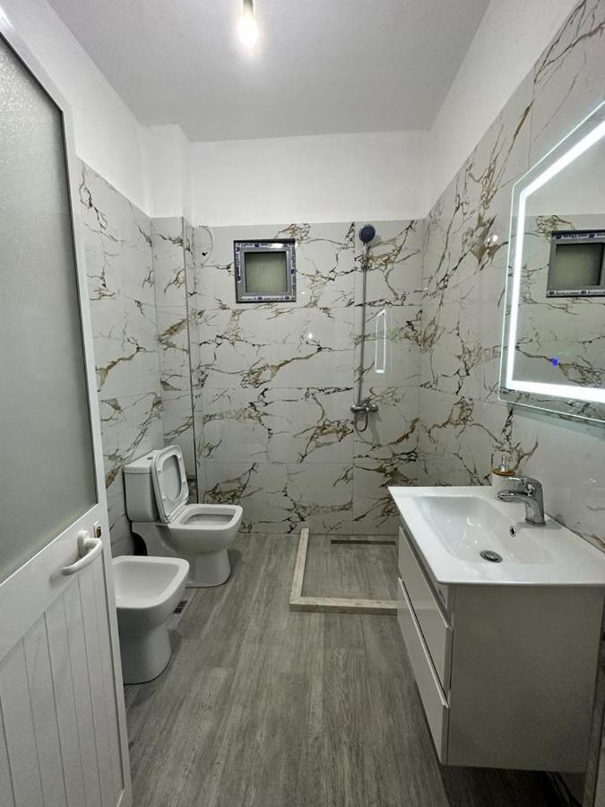 Victorias Apartment Tirane Exterior foto
