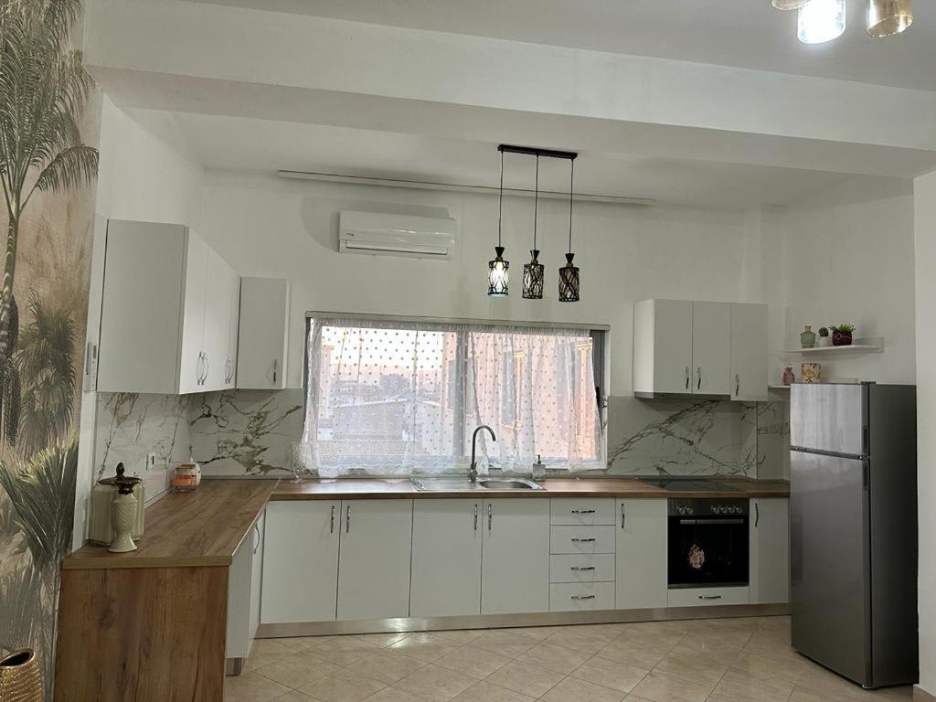Victorias Apartment Tirane Exterior foto